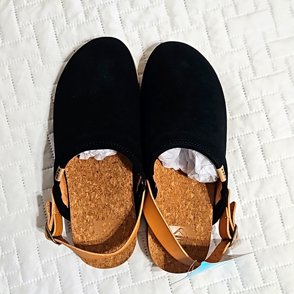 Women's Black Slingback Cork-Insole Clogs
